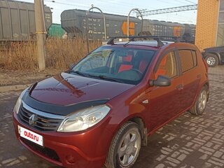 2014 Renault Sandero I, красный, 740000 рублей, вид 1