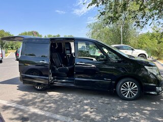 2015 Nissan Serena IV (C26), чёрный, 1650000 рублей, вид 5