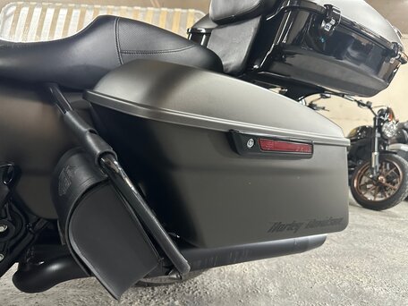 2020 Harley-Davidson Street Glide, зелёный, 2400000 рублей, вид 3