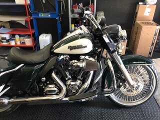 2014 Harley-Davidson Road King, зелёный, 999999 рублей, вид 4
