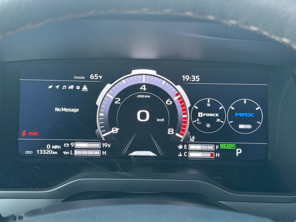 2024 Toyota Tundra CrewMax III, чёрный, 8250000 рублей - вид 36