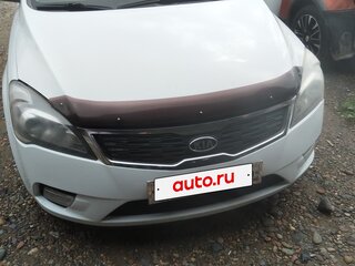 2011 Kia Ceed I Рестайлинг, белый, 800000 рублей, вид 2