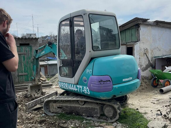 1996 Komatsu PC20, голубой, 1900000 рублей