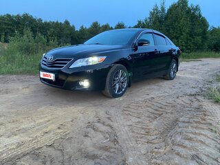 2011 Toyota Camry VI (XV40) Рестайлинг, чёрный, 1350000 рублей, вид 5