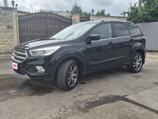 2018 Ford Kuga II Рестайлинг, чёрный, 1675000 рублей, вид 1
