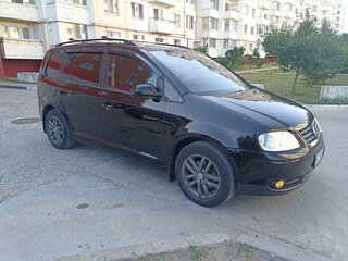 2005 Volkswagen Touran I, чёрный, 880000 рублей, вид 3