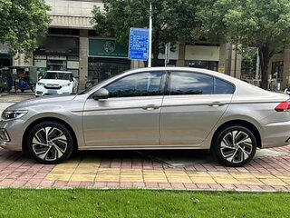 2022 Volkswagen Bora IV (China Market) Рестайлинг, серый, 1041000 рублей, вид 4