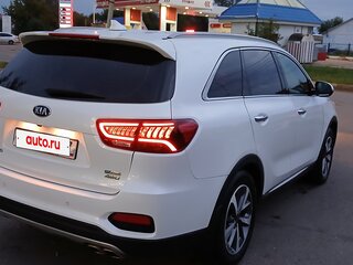 2020 Kia Sorento 6-speed III Prime Рестайлинг, белый, 3500000 рублей, вид 5