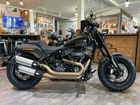 2024 Harley-Davidson Fat Bob, серый, 3250000 рублей, вид 1