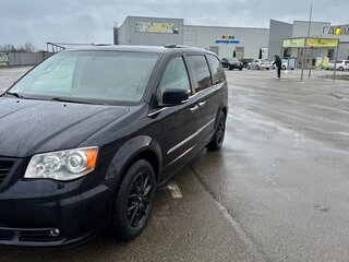 2011 Chrysler Voyager Grand V Рестайлинг, чёрный, 1390000 рублей, вид 1