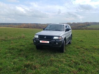 2004 Mitsubishi Pajero Sport I, серебристый, 1200000 рублей, вид 4