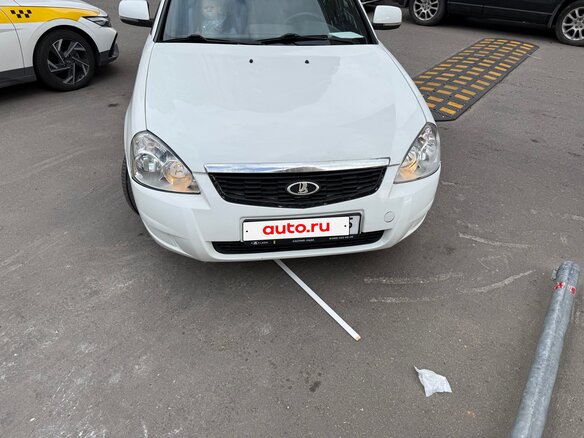 2014 Lada (ВАЗ) Priora I Рестайлинг, белый, 320000 рублей - вид 1