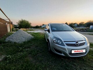 2012 Opel Zafira B Рестайлинг, серебристый, 780000 рублей, вид 1