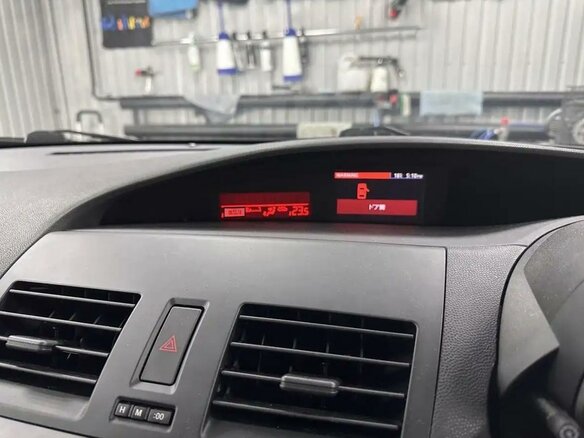 2011 Mazda Axela II, синий, 1150000 рублей - вид 21