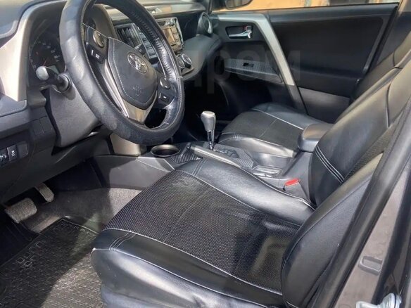 2013 Toyota RAV4 IV (XA40), серый, 2060999 рублей