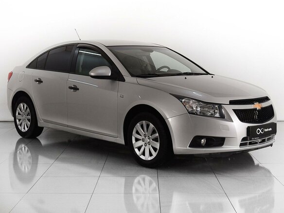 2011 Chevrolet Cruze I, серебристый