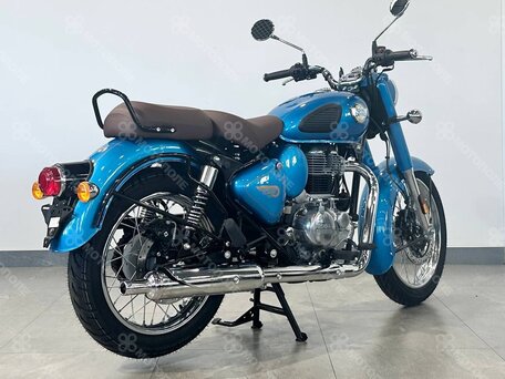 2025 Royal Enfield Classic 350, голубой, 502000 рублей, вид 4
