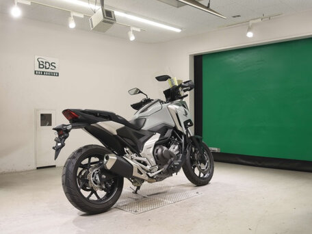 2023 Honda NC 750X, серый, 1050000 рублей, вид 5