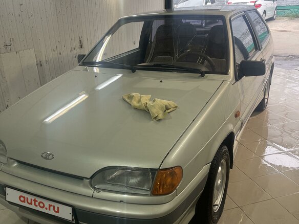 2006 Lada (ВАЗ) 2113, серебристый, 500001 рублей