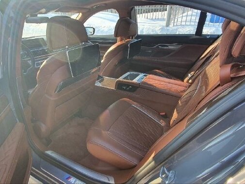 2020 BMW 7 серии Long 750Ld xDrive VI (G11/G12) Рестайлинг, серый, 8900000 рублей - вид 12