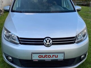 2014 Volkswagen Touran I Рестайлинг 2, серебристый, 1000000 рублей, вид 3