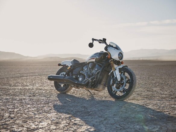 2025 Indian Scout, белый - вид 25