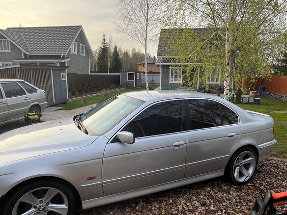 2003 BMW 5 серии 525i IV (E39) Рестайлинг, серебристый - вид 3
