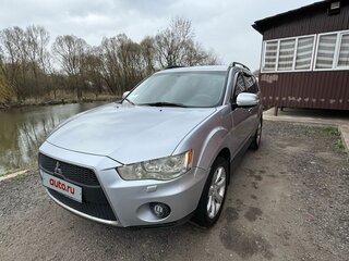 2011 Mitsubishi Outlander II Рестайлинг, серебристый, 1230000 рублей, вид 2