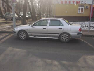 2003 Mitsubishi Carisma I Рестайлинг, серый, 255000 рублей, вид 5