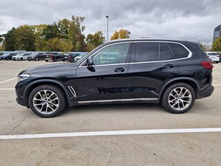 2019 BMW X5 30d IV (G05/G18), чёрный, 5100000 рублей, вид 3
