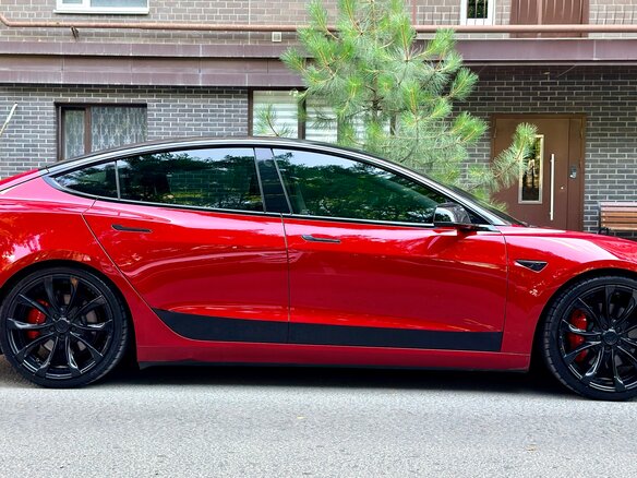 2019 Tesla Model 3 Performance I, красный, 3450000 рублей - вид 3