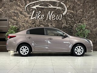 2019 Kia Rio IV, коричневый, 1648000 рублей, вид 3