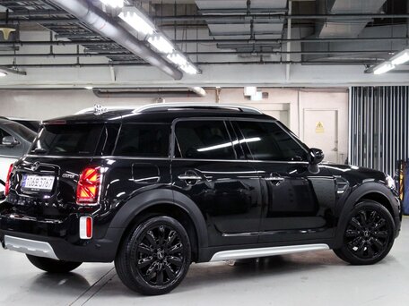 2023 Mini Countryman Cooper II Рестайлинг, чёрный, 2400000 рублей, вид 4