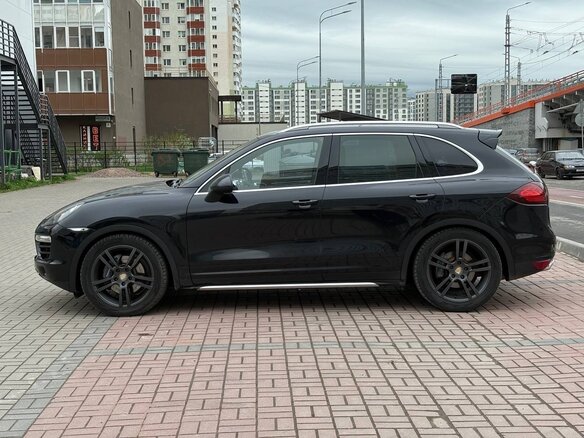 2014 Porsche Cayenne Diesel II (958), чёрный, 2400000 рублей - вид 8