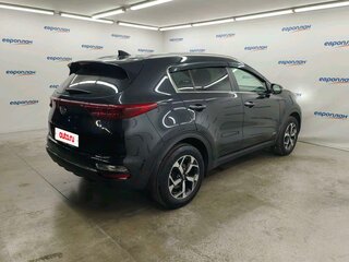 2022 Kia Sportage IV Рестайлинг, чёрный, 2650000 рублей, вид 3