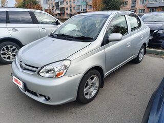 2005 Toyota Platz, серый, 400000 рублей, вид 3