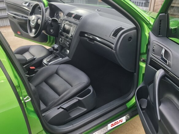 2012 Skoda Octavia RS II Рестайлинг, зелёный, 1370000 рублей - вид 9
