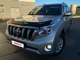 2015 Toyota Land Cruiser Prado 6-speed 150 Series Рестайлинг 1, серебристый, 3996000 рублей, вид 3