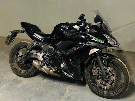 2017 Kawasaki Ninja 650, чёрный, 620000 рублей, вид 1