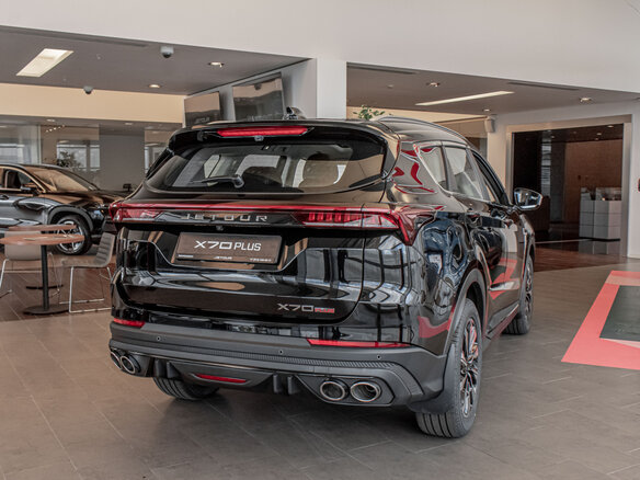 2026 Jetour X70+ I Рестайлинг, чёрный, 3399000 рублей - вид 5