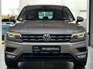 2017 Volkswagen Tiguan II, бежевый, 2999999 рублей, вид 2