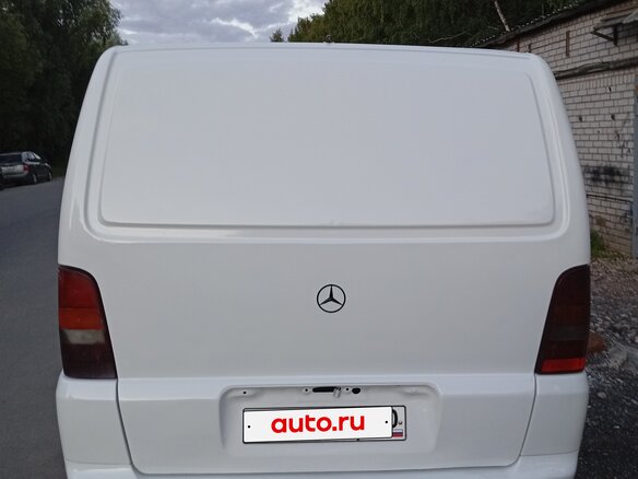 1998 Mercedes-Benz Vito 108 CDI I (W638), белый, 400000 рублей - вид 3