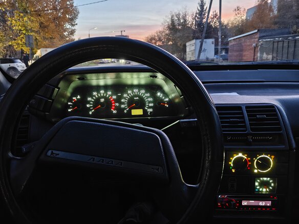 2002 Lada (ВАЗ) 2112, серебристый, 89990 рублей - вид 9