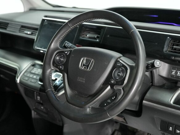 2018 Honda Stepwgn Spada V Рестайлинг, чёрный, 2350000 рублей - вид 15