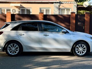 2018 Kia Ceed III, серый, 1595000 рублей, вид 4
