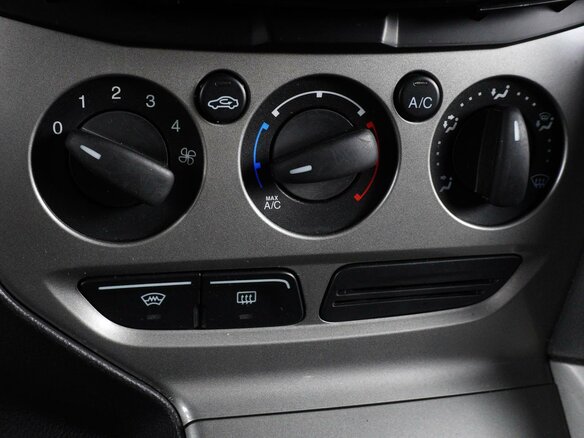2012 Ford Focus III, белый, 1100000 рублей - вид 13