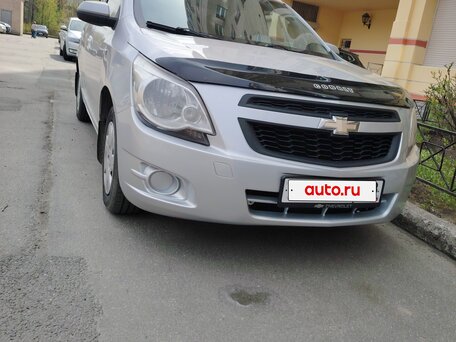2013 Chevrolet Cobalt II, серебристый, 380000 рублей, вид 1