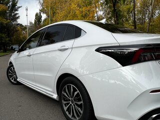 2023 Omoda S5, белый, 1450000 рублей, вид 4
