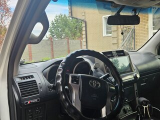 2010 Toyota Land Cruiser Prado 150 Series, белый, 2690000 рублей, вид 4