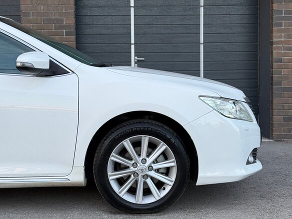 2013 Toyota Camry VII (XV50), белый, 1750000 рублей - вид 10
